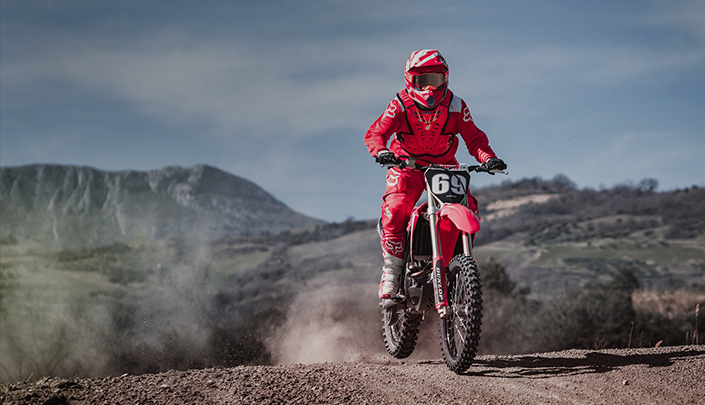 Высокоскоростной электрический мотоцикл